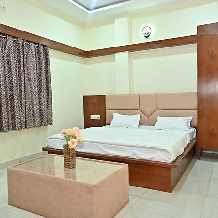 Indore Palace Kültér fotó